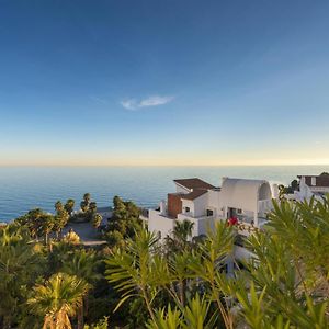 Apartamento de 2 dormitorios vista mar con parking