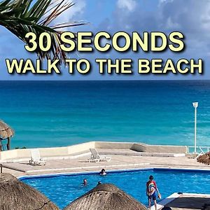 Cancun Oceanfront, Entire Apartment